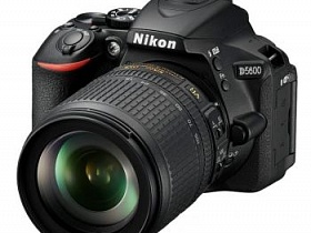    Nikon D5600